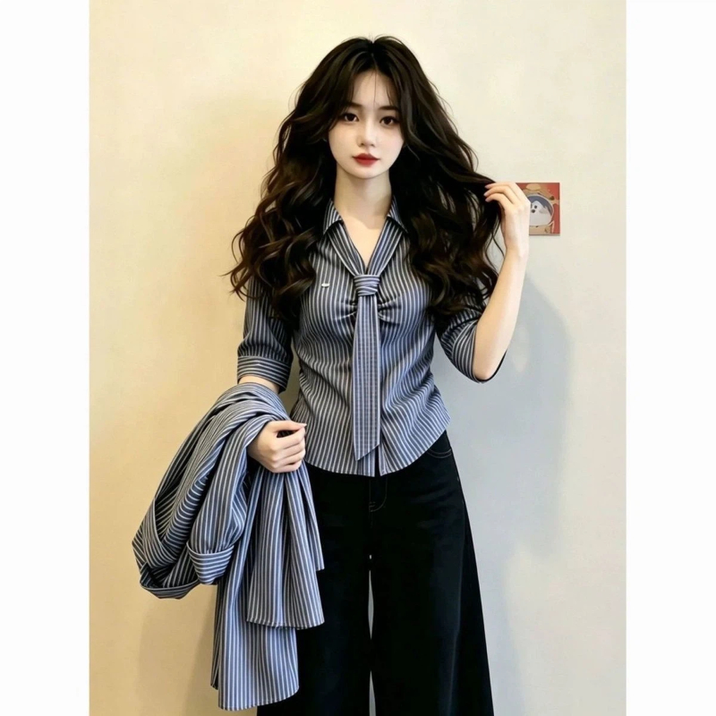 Polo Neck Lacing Short Sleeve  - đánh giá và giá Vintage Collectible Buttons