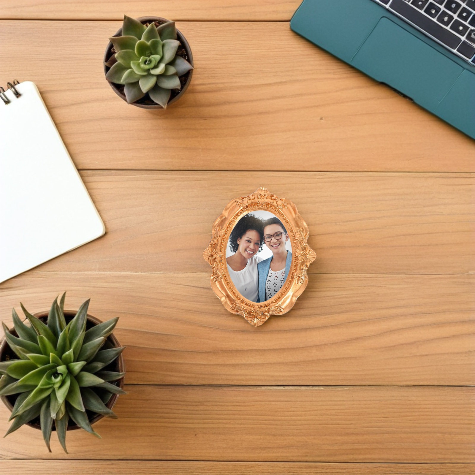 3Pcs Tiny Photo Frame Mini Pic - đánh giá và giá Collectible Vintage Photos